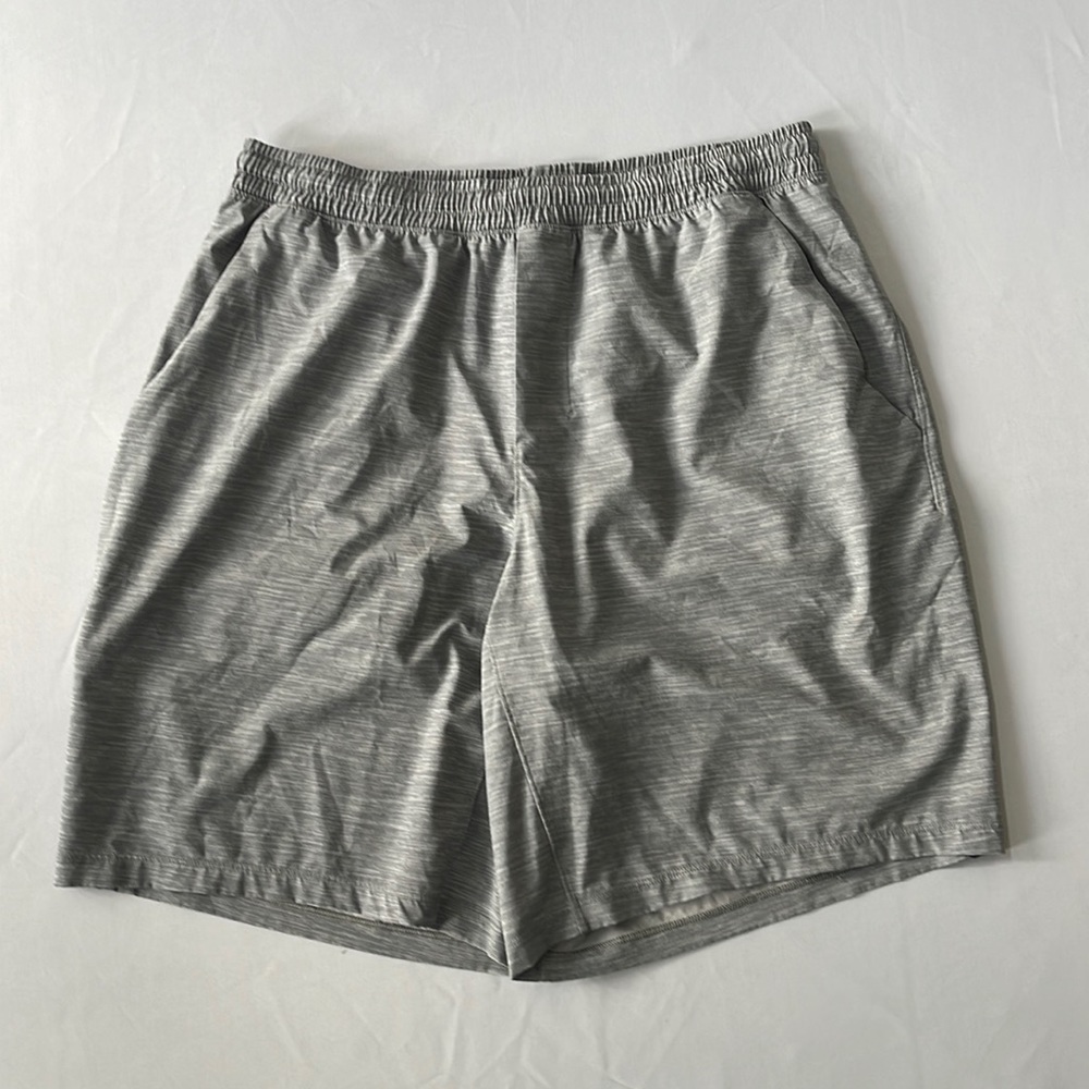 Lululemon Pace Breaker Short Linerless 9” Large